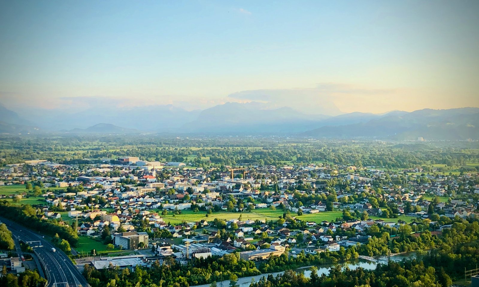 Dornbirn – Blick über die Stadt im Rheintal