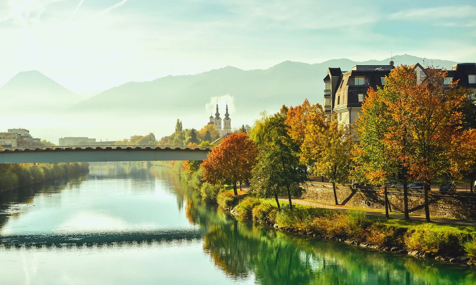 Villach – Blick auf die Altstadt im Drautal